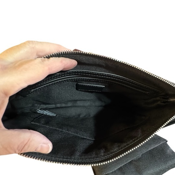 Kendall & Kylie NWT White‎ and Black clutch wristlet with dust bag - Picture 6 of 13